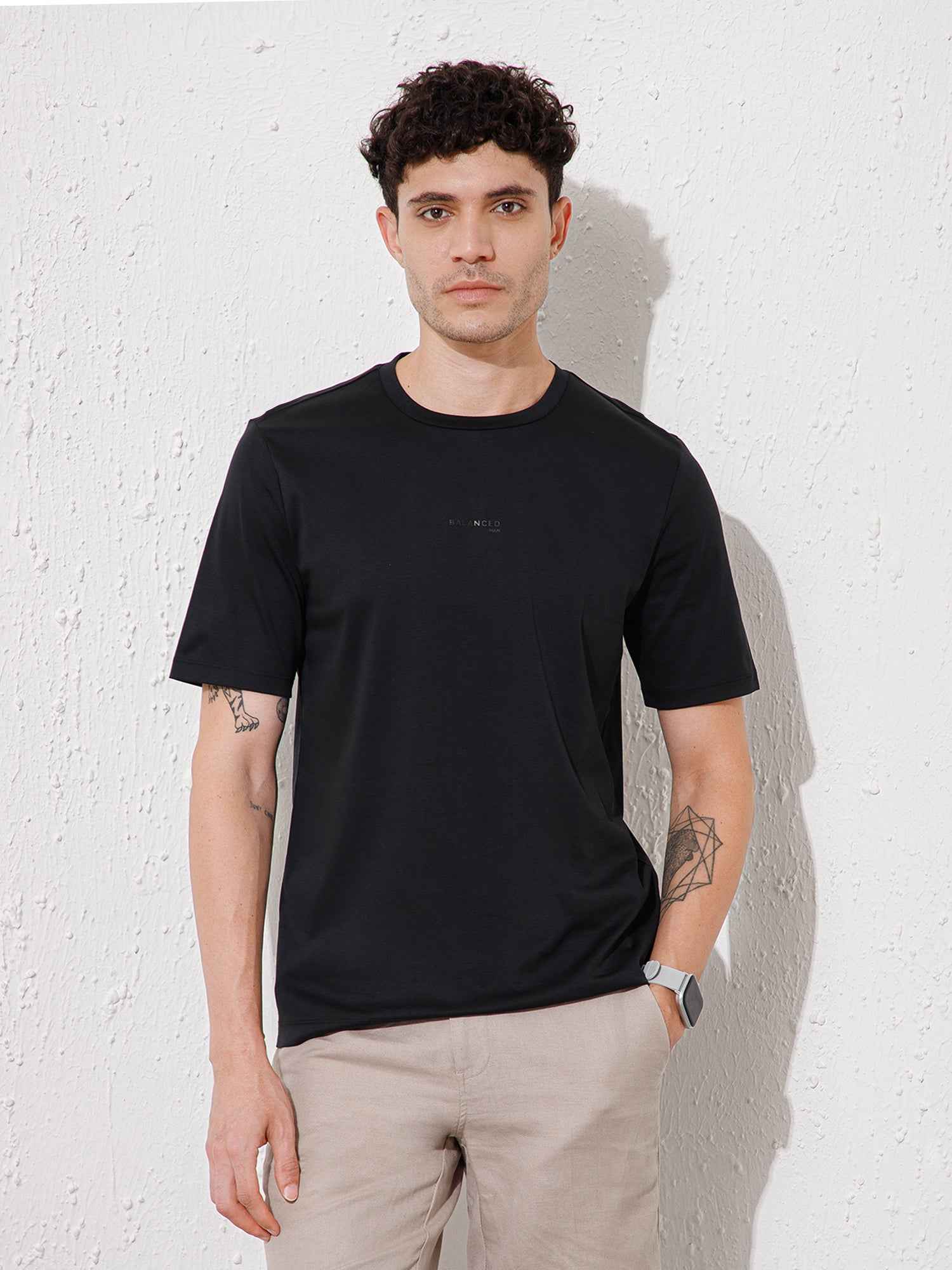 Black - Round Neck