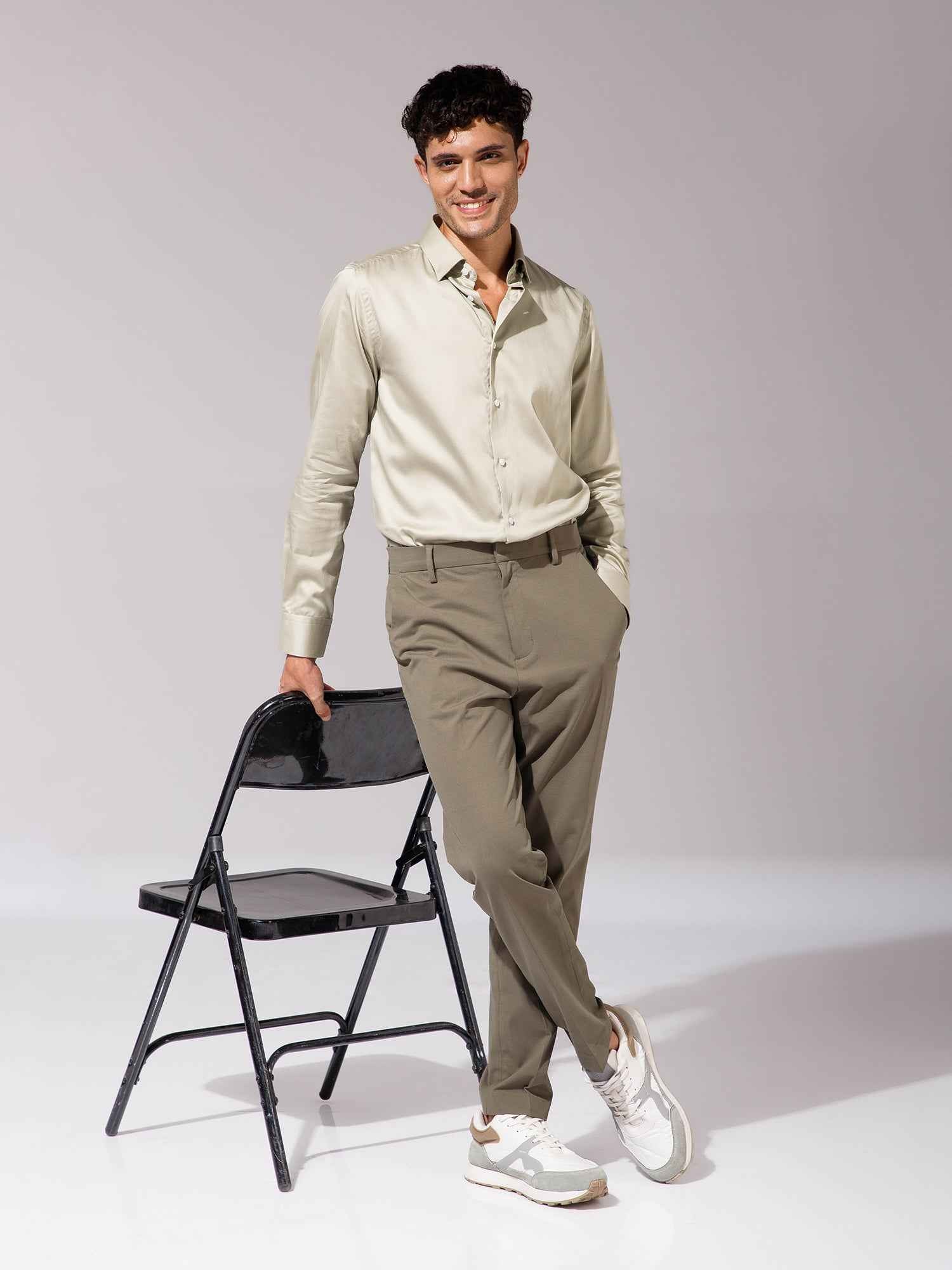 green emerald velvet dress The Classic Shirt in Linen main image 0