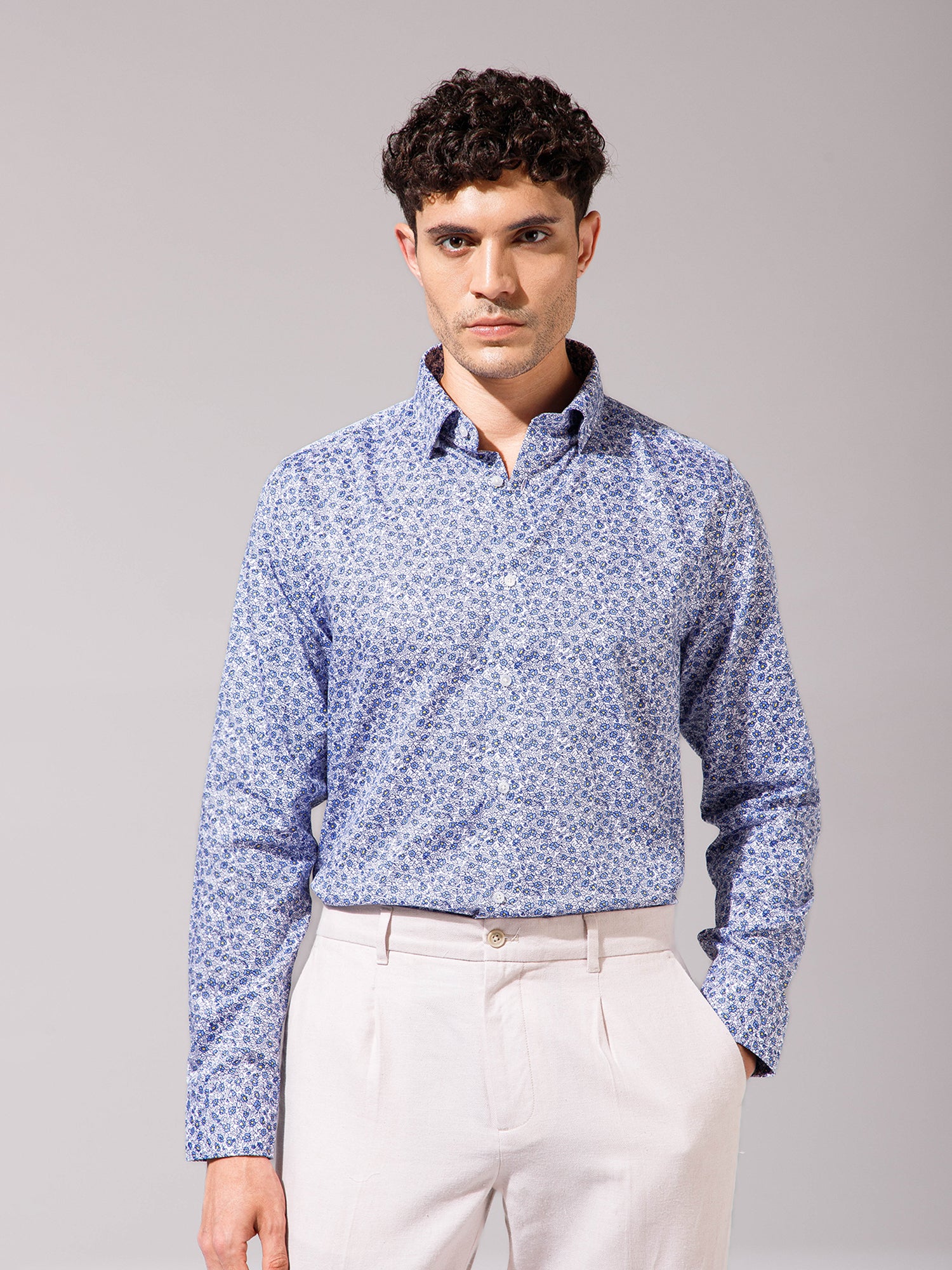 Light Blue - Ditsy
